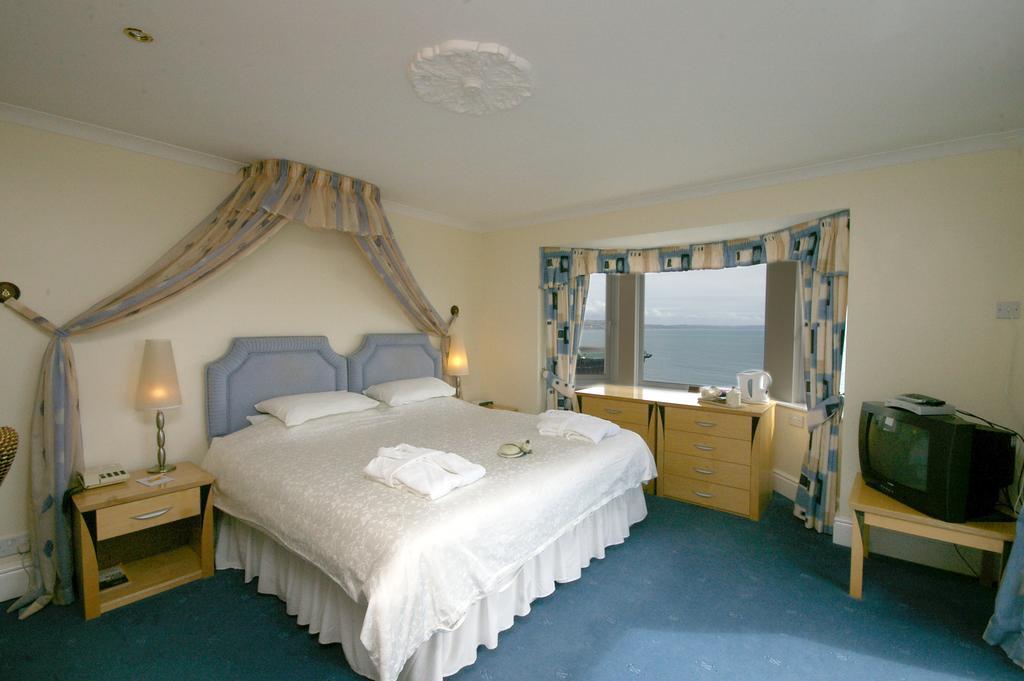 Fieldhead Hotel & Horizons Restaurant Saltash Værelse billede